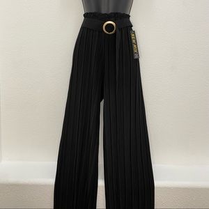 High waisted black pant
